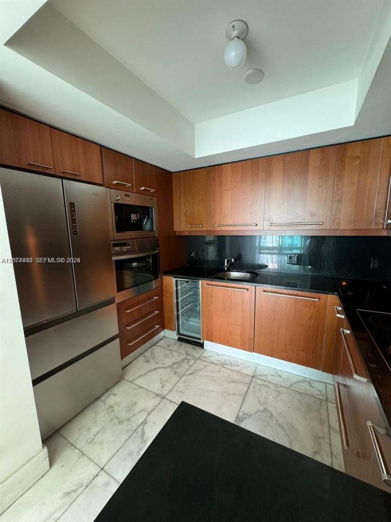 1331 Brickell Bay Dr , Unit 1704, Miami, FL 33131 Photo