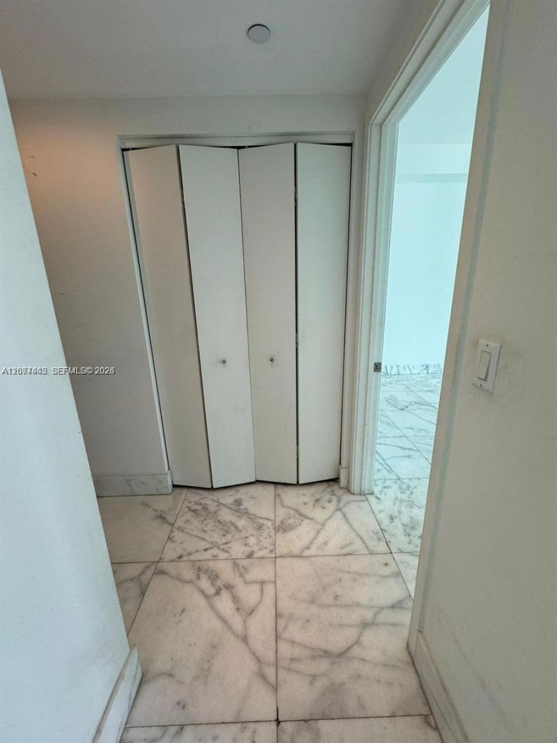 1331 Brickell Bay Dr , Unit 1704, Miami, FL 33131 Photo