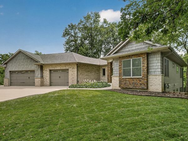 2130 Arlen Court SW, Rochester, MN 55902
