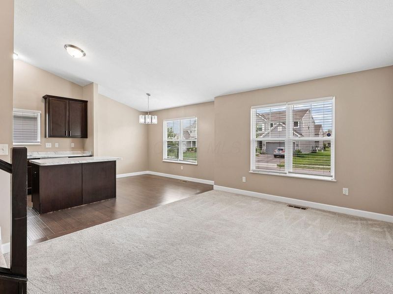 3368 Buhrmill Road, Reynoldsburg, OH 43068 Photo 6