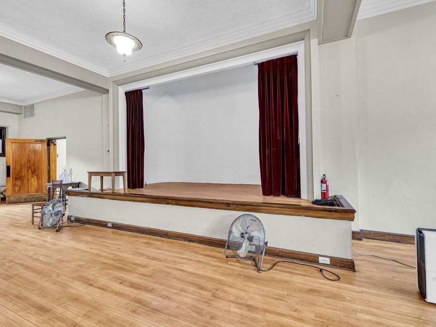Property Image 35