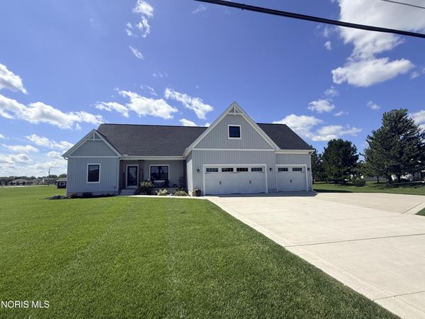 800 Bradner Road, Northwood, OH 43619