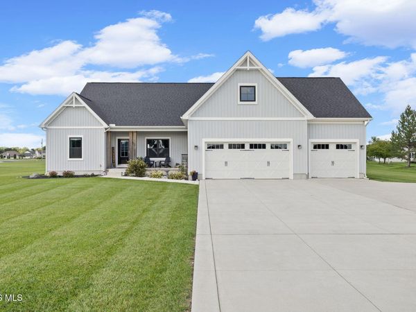 800 Bradner Road, Northwood, OH 43619