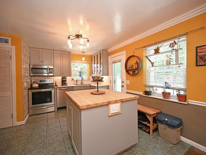 6570 Baywood Lane, North College Hill, OH 45224 Photo 19