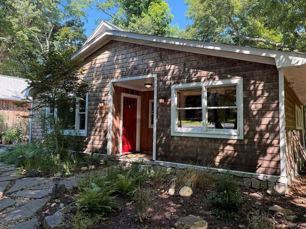 Port Jefferson, NY 11777