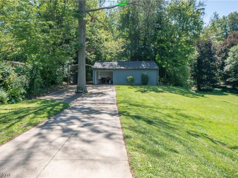 2892 Hayne Road, Akron, OH 44312 Photo 31
