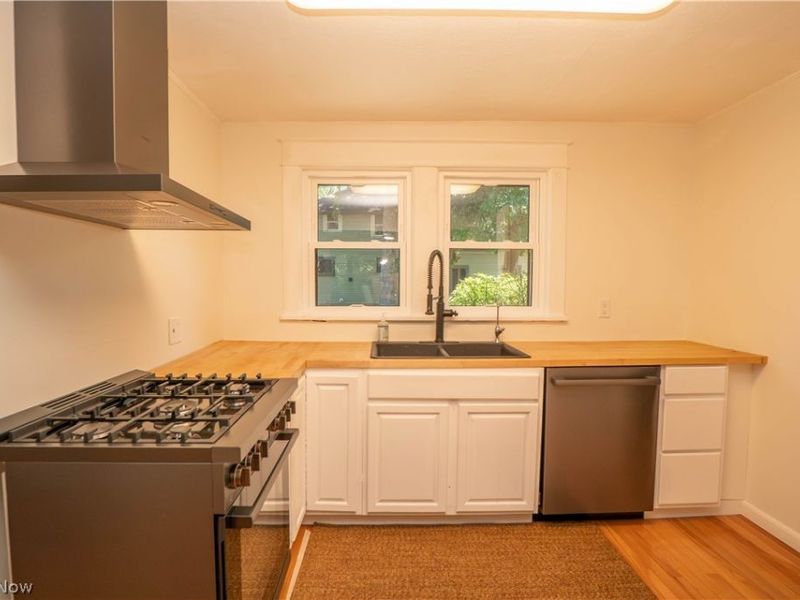 2892 Hayne Road, Akron, OH 44312 Photo 8