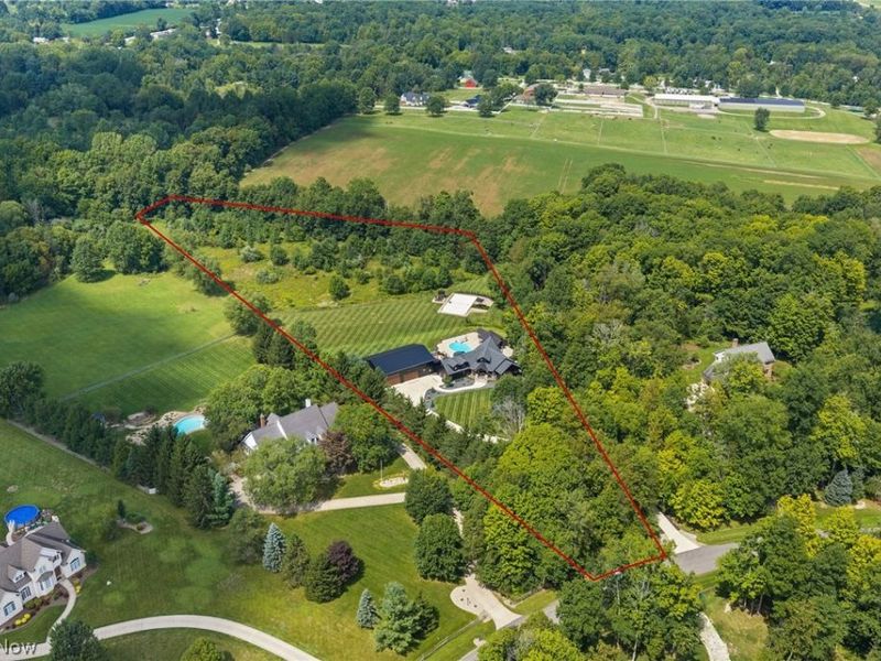 2245 Thoroughbred Drive, Wadsworth, OH 44281 Photo 44