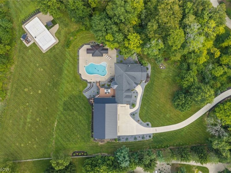 2245 Thoroughbred Drive, Wadsworth, OH 44281 Photo 5
