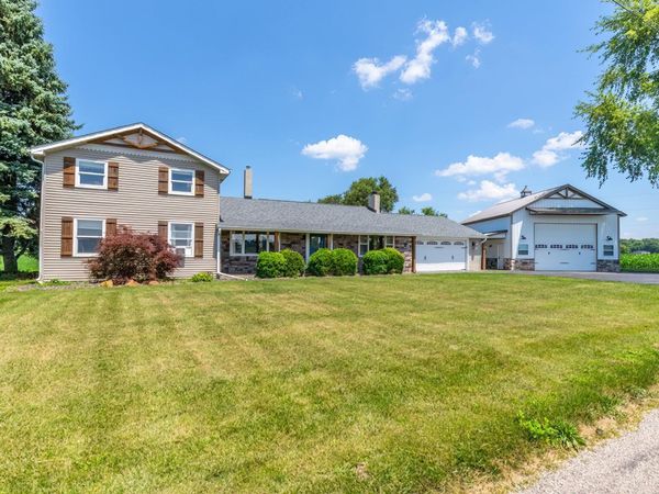 5726 E 800 N, Syracuse, IN 46567