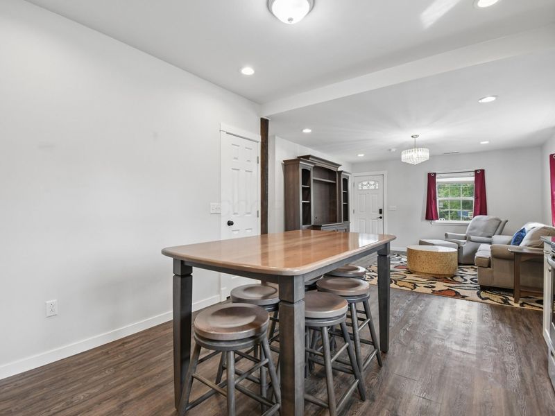 1121 W Washington Street , Baltimore, OH 43105 Photo 11