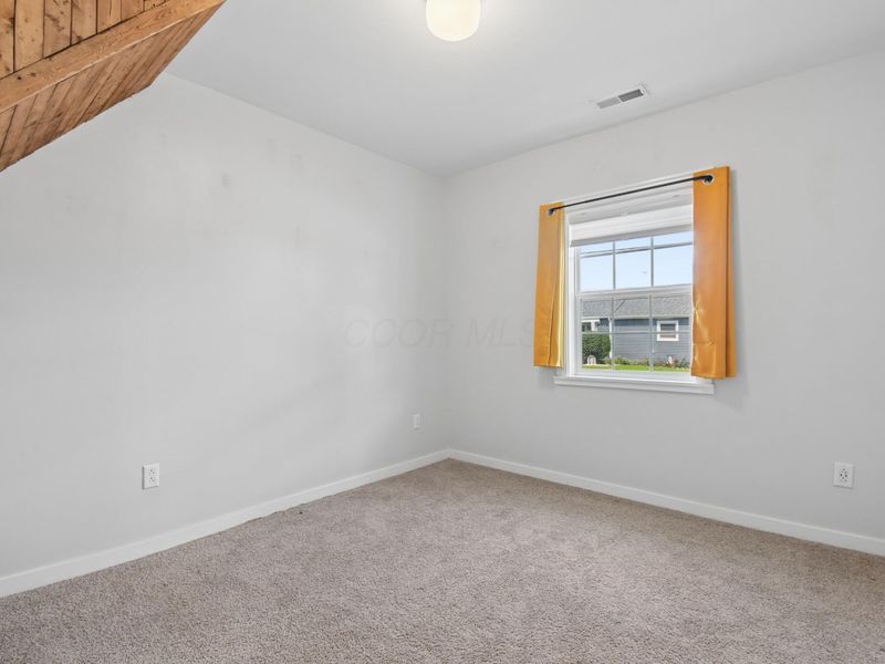 1121 W Washington Street , Baltimore, OH 43105 Photo 19