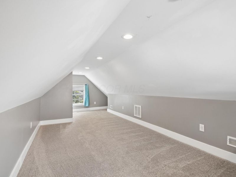 1121 W Washington Street , Baltimore, OH 43105 Photo 21