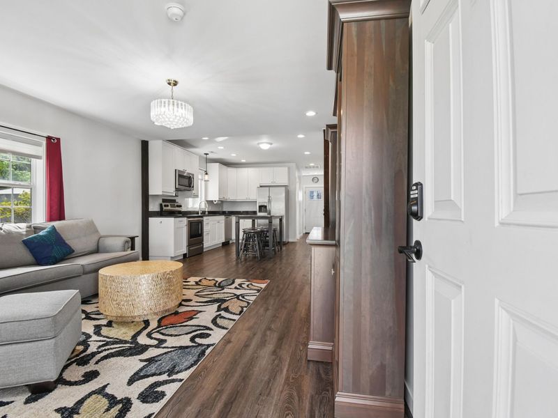 1121 W Washington Street , Baltimore, OH 43105 Photo 5