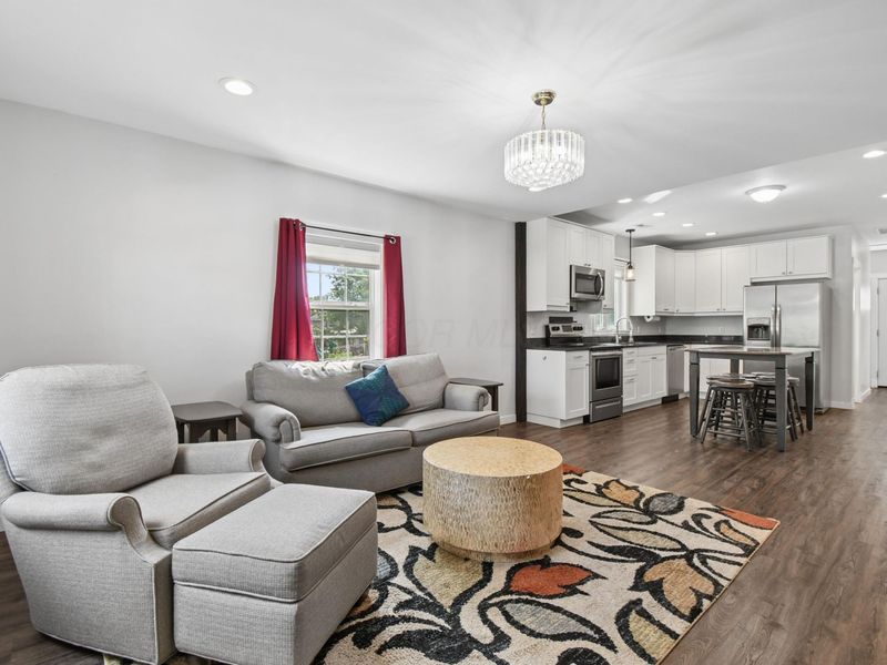 1121 W Washington Street , Baltimore, OH 43105 Photo 6