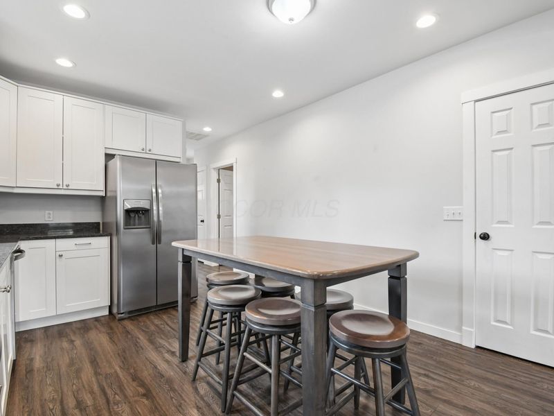 1121 W Washington Street , Baltimore, OH 43105 Photo 8