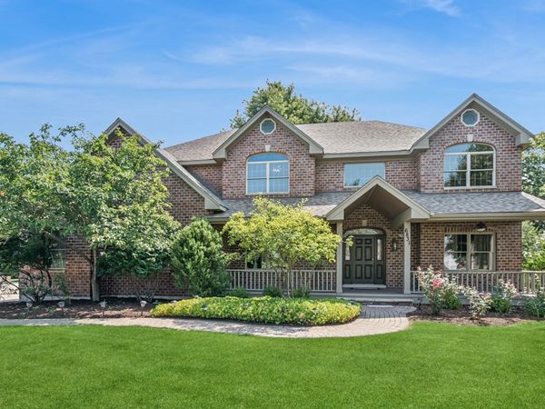 6831 Sunset Avenue , Countryside, IL 60525