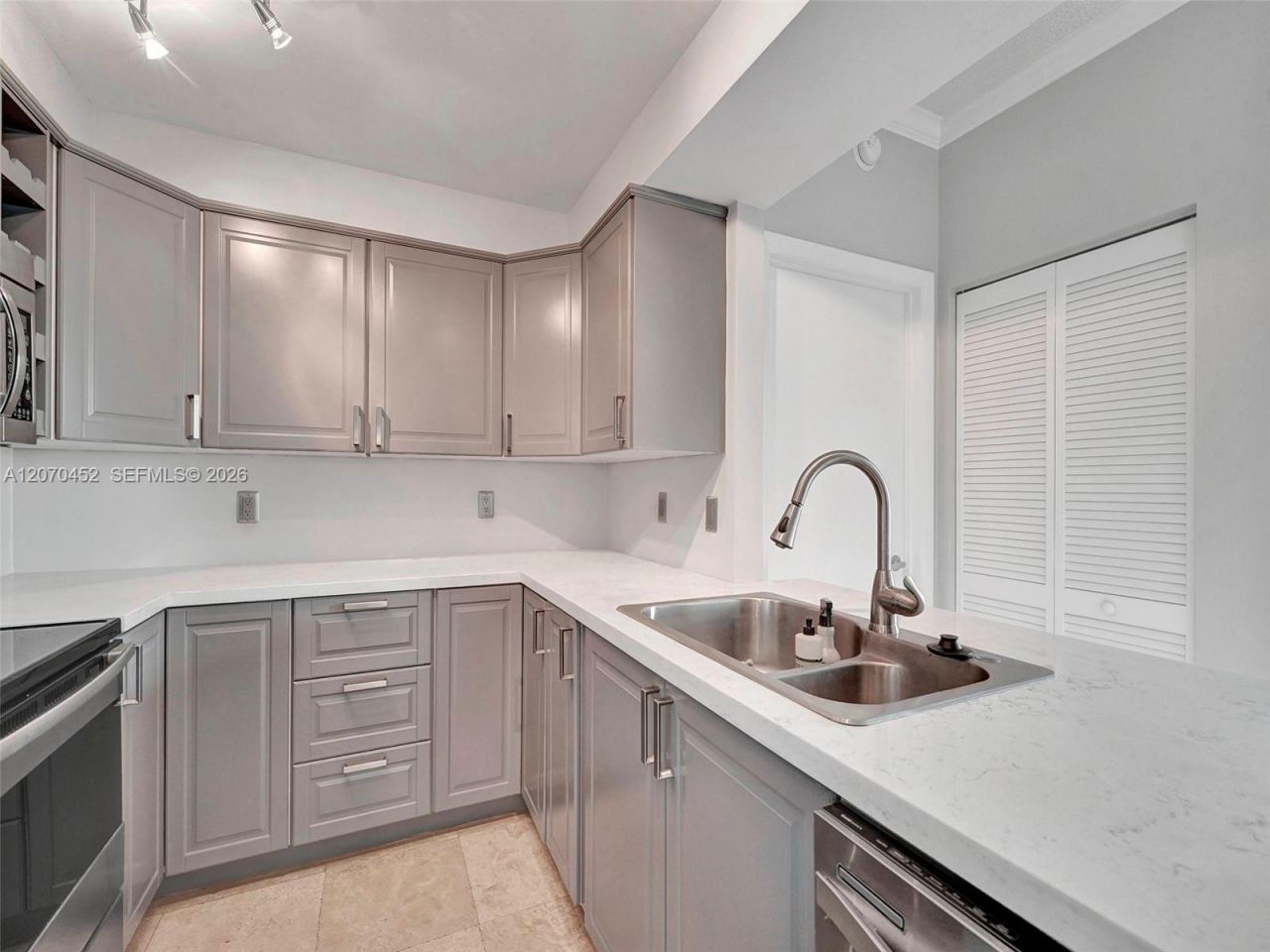 2475 Brickell Ave , Unit 804, Miami, FL 33129 Photo