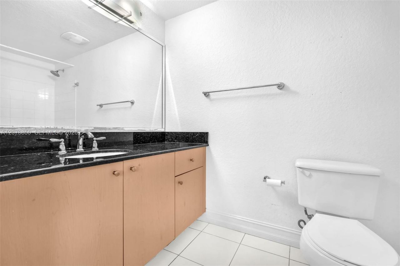 2532 Centergate Dr , Unit 201, Miramar, FL 33025 Photo