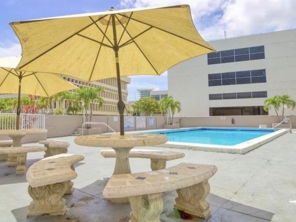 6580 Santona St , Coral Gables, FL 33146