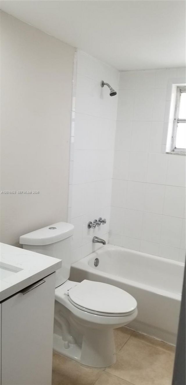 8550 SW 109th Ave , Unit 5-202, Miami, FL 33173 Photo