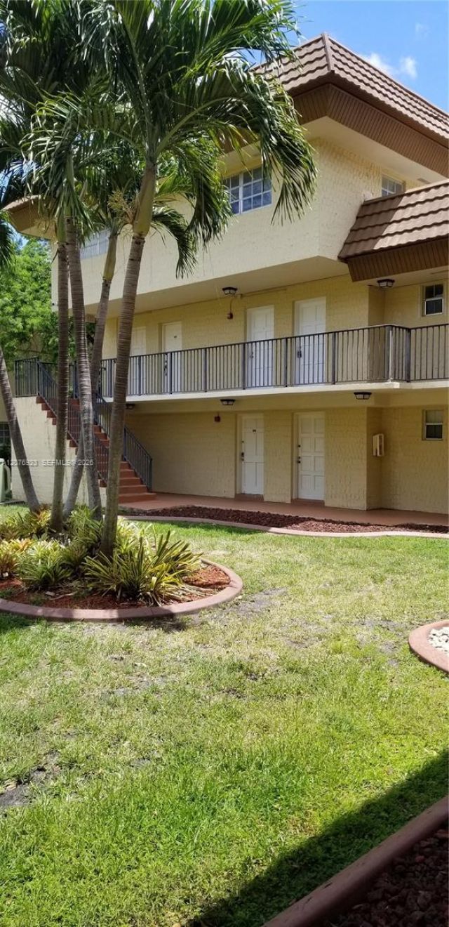 8550 SW 109th Ave , Unit 5-202, Miami, FL 33173 Photo