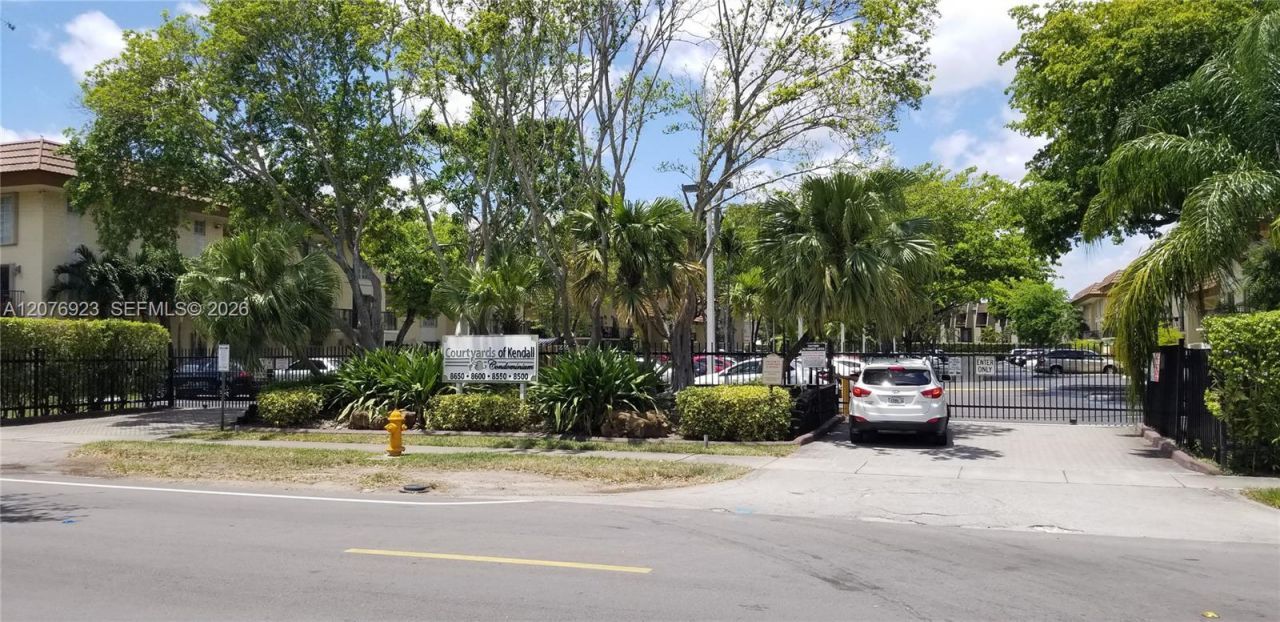 8550 SW 109th Ave , Unit 5-202, Miami, FL 33173 Photo