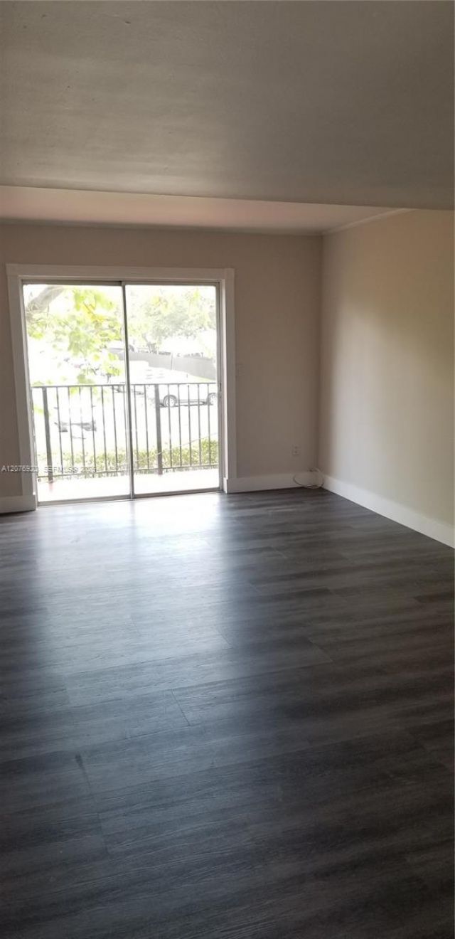 8550 SW 109th Ave , Unit 5-202, Miami, FL 33173 Photo