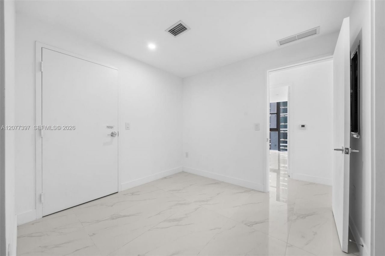 700 NE 24 , Unit 2607, Miami, FL 33137 Photo