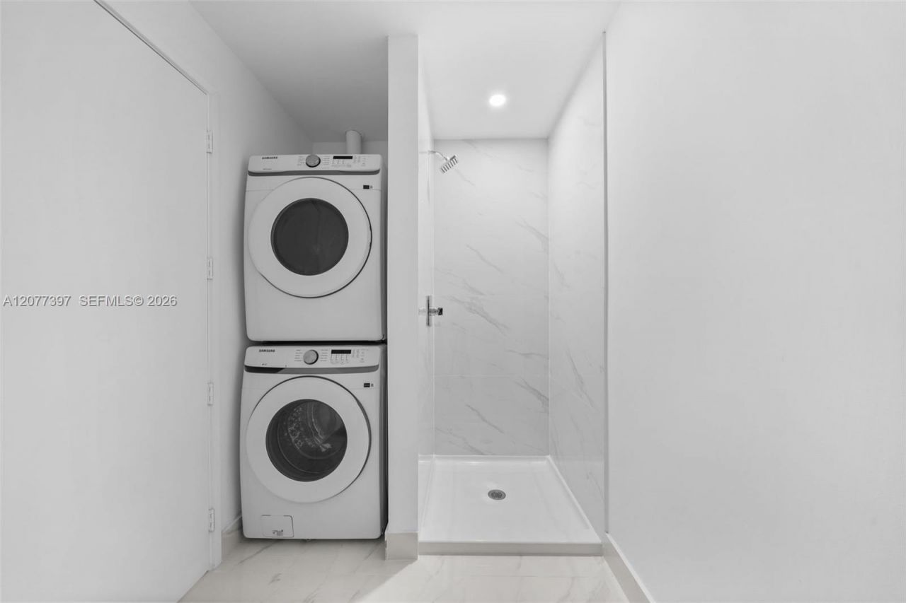 700 NE 24 , Unit 2607, Miami, FL 33137 Photo
