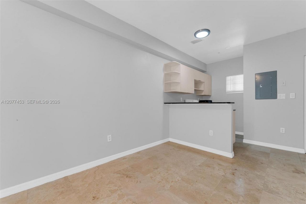 1421 SW 3rd St, Unit 208, Miami, FL 33135 Photo