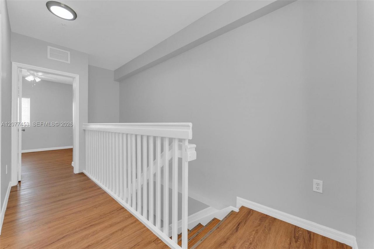 1421 SW 3rd St, Unit 208, Miami, FL 33135 Photo
