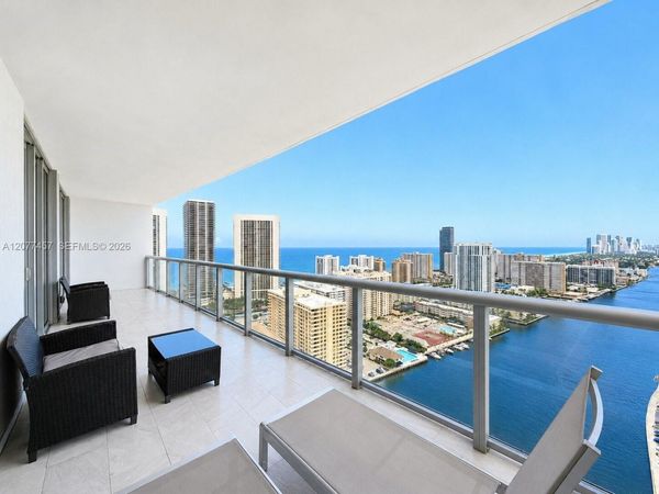 2600 E Hallandale Beach Blvd, Unit T3203, Hallandale Beach, FL 33009