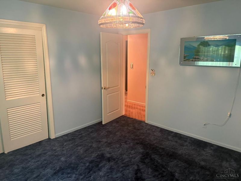 7755 Pfeiffer Road, Montgomery, OH 45242 Photo 21
