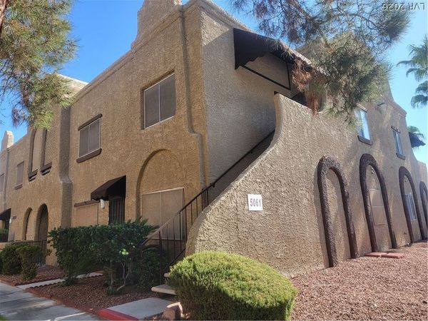 5061 Pioneer Avenue , Unit 202, Las Vegas, NV 89146