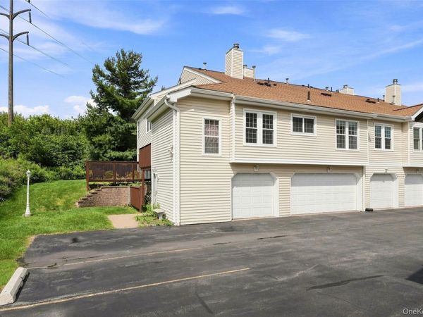 2124 Whispering Hills, Chester, NY 10918