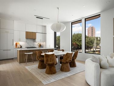 1918 Peak Street, Dallas, TX 75204