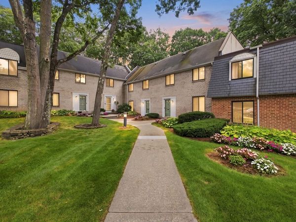 95 Commons Dr, Unit 107, Shrewsbury, MA 01545