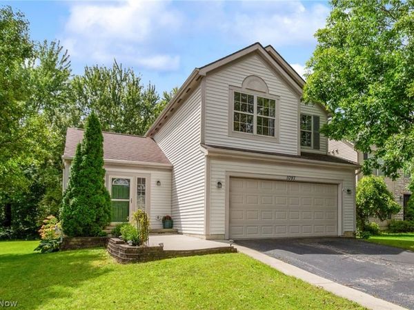 1097 Pebble Brook Drive , Columbus, OH 43240