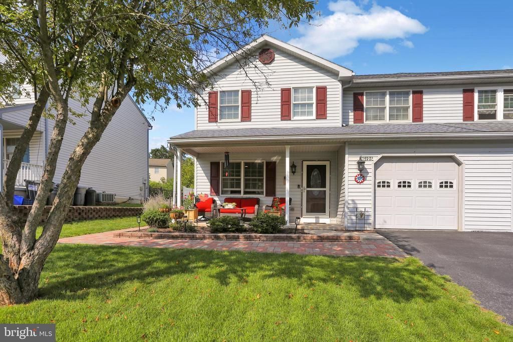6125 POND VIEW DRIVE , BIRDSBORO, PA 19508