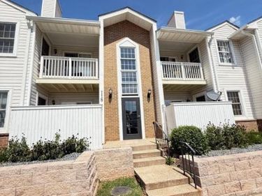 118 WESTWICK COURT, Unit 8, STERLING, VA 20165