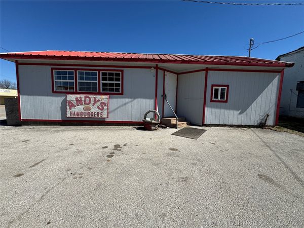 419 W Main Street , Barnsdall, OK 74002