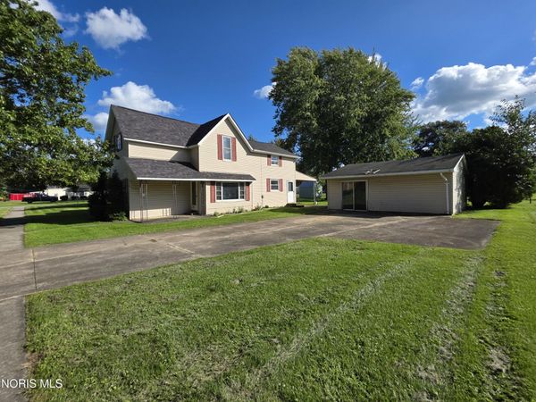 434 E Elm Street , Deshler, OH 43516