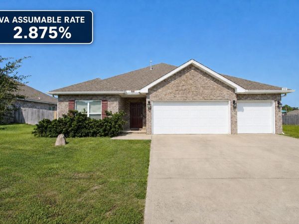 1110 Shoal River Drive, Crestview, FL 32539