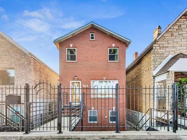 2002 W Coulter Street , Unit 1, Chicago, IL 60608