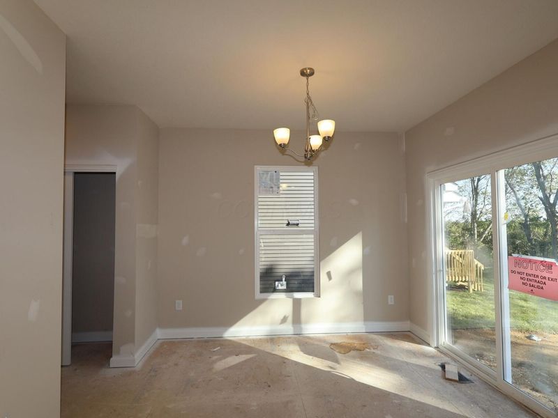 27 Englewood Road, Commercial Point, OH 43116 Photo 9