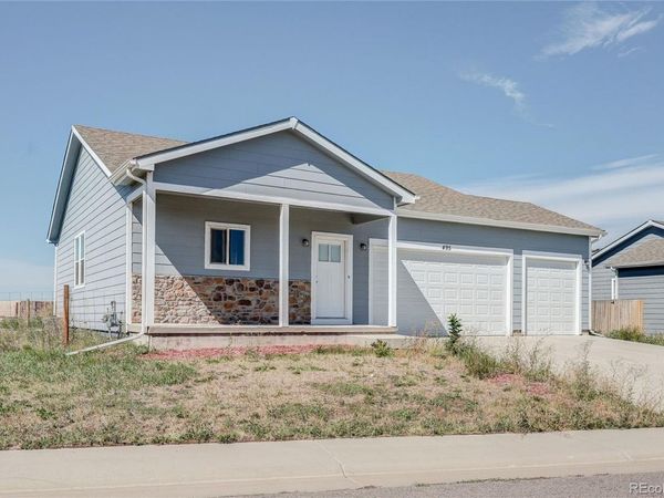 495 S 3rd Avenue, Deer Trail, CO 80105
