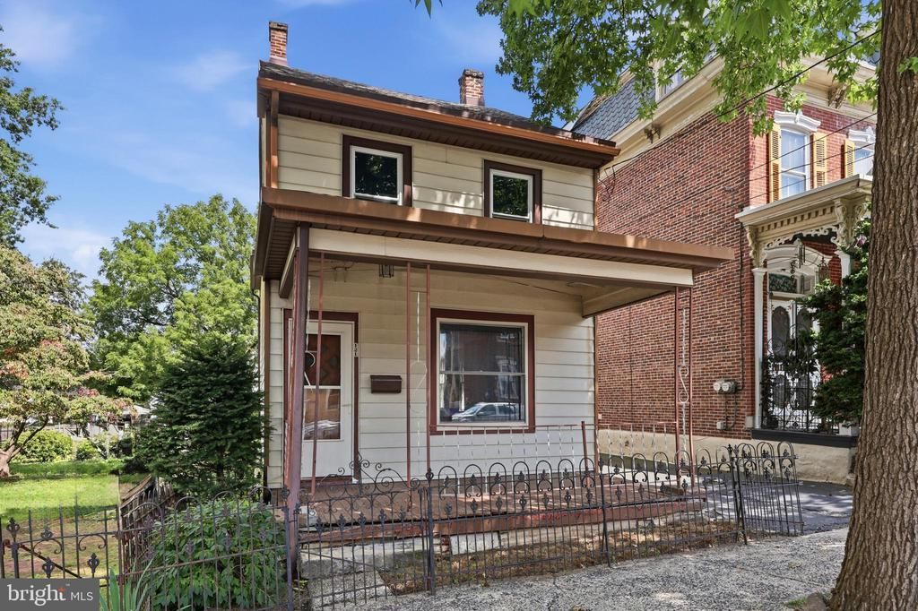 121 WALNUT STREET , POTTSTOWN, PA 19464