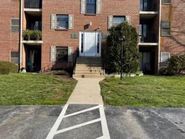 2409 POND VIEW DRIVE , WEST CHESTER, PA 19382