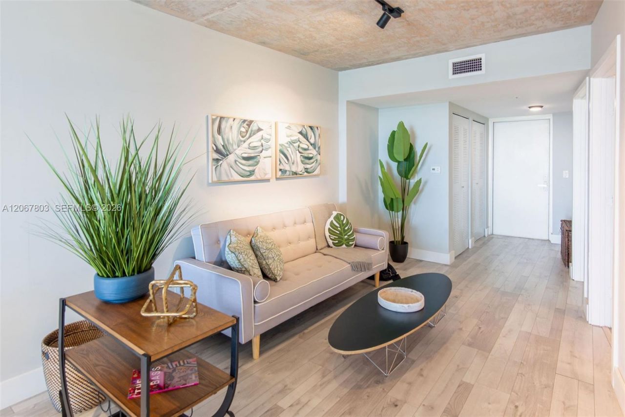 6620 Indian Creek Dr, Unit 509, Miami Beach, FL 33141 Photo